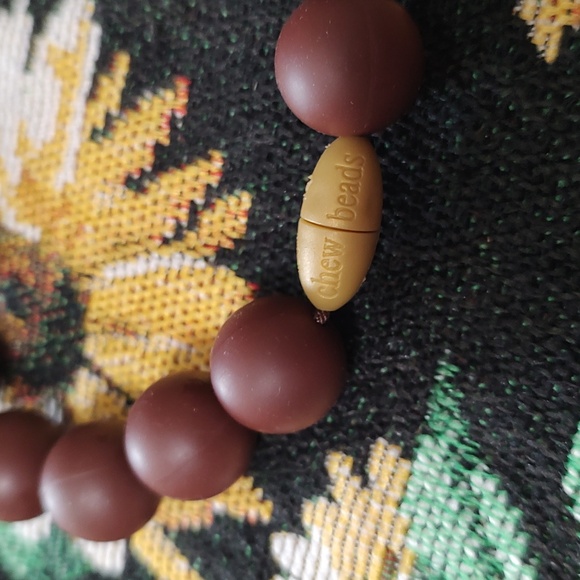 Chew Beads Necklace - Picture 2 of 3